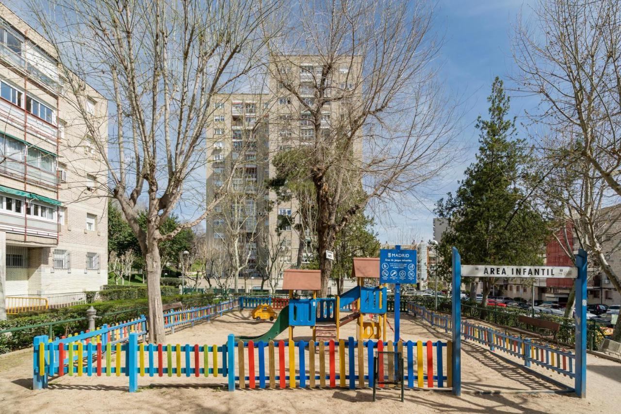 For You Rentals Moderno Apartamento Temporal Cerca Zoo Y Del Parque De Atracciones Ceb76 Madrid Exteriér fotografie